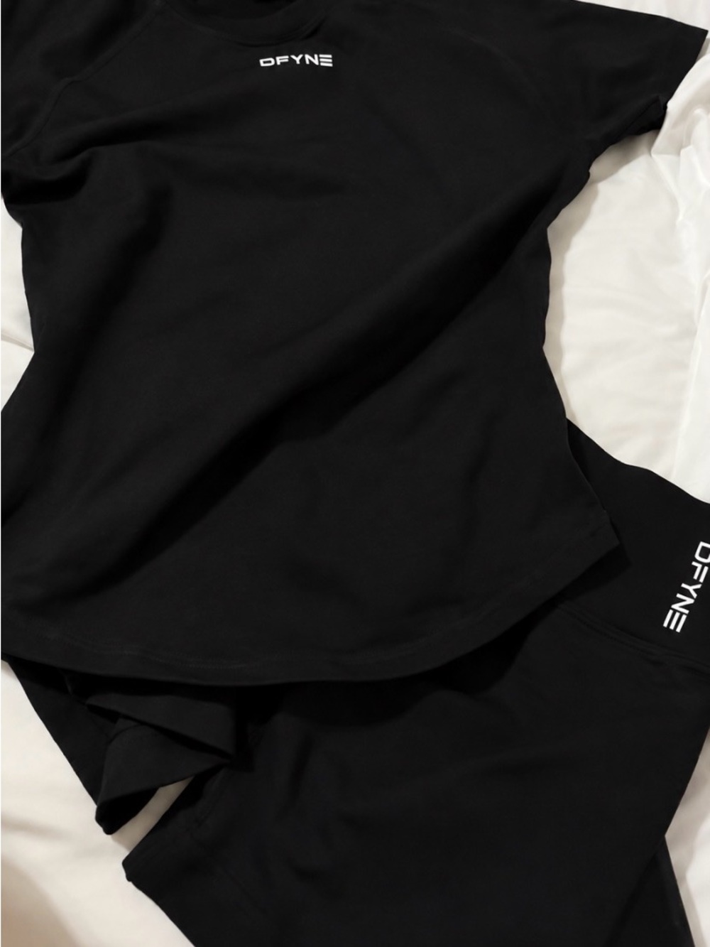 DFYNE Women's Black Short Sleeve Tee - Minimal Logo